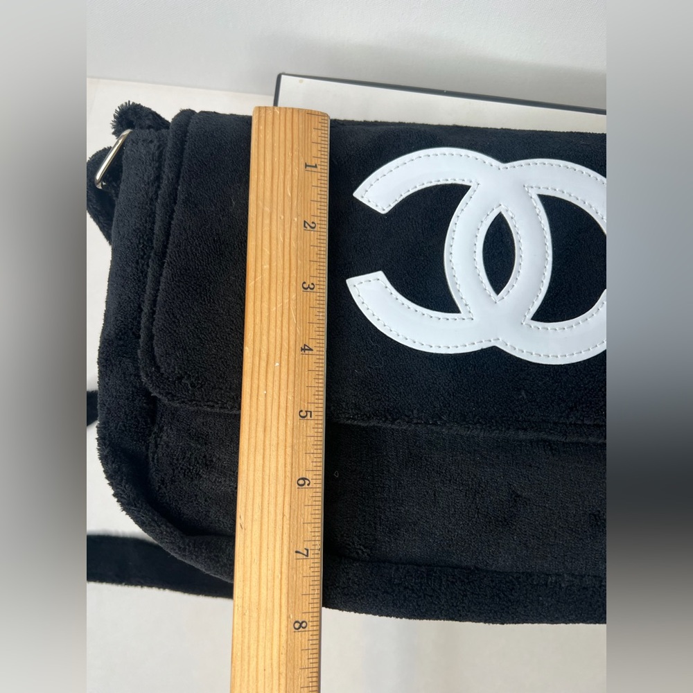 Chanel Makeup Bag crossbody purse velour flap CC black white terry precision - Picture 7 of 9